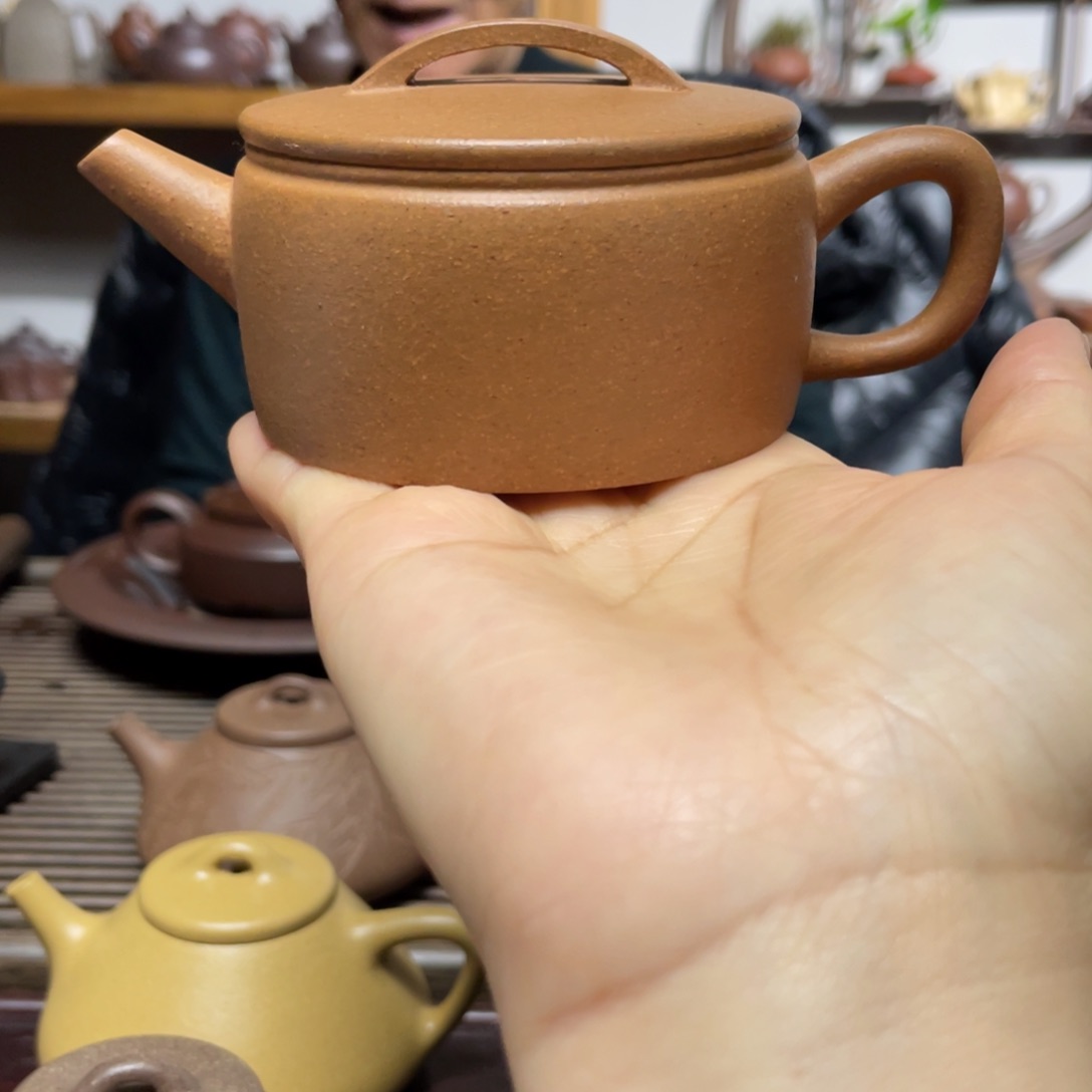 紫砂茶壶黄金段汉瓦150CC