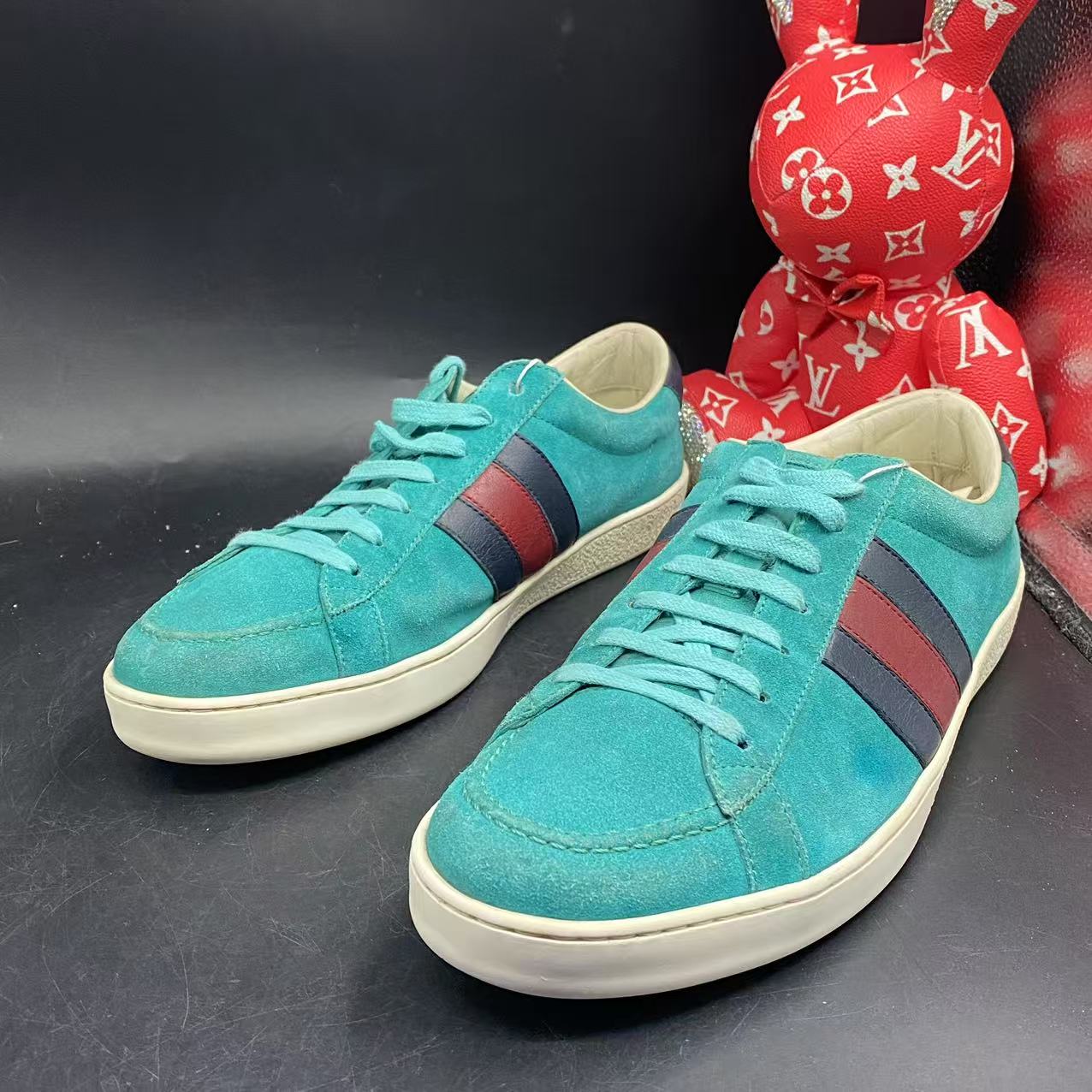 95新 GUCCI/古驰 【聚星福利】ACE系列浅蓝麂皮板鞋42.5欧码cat058