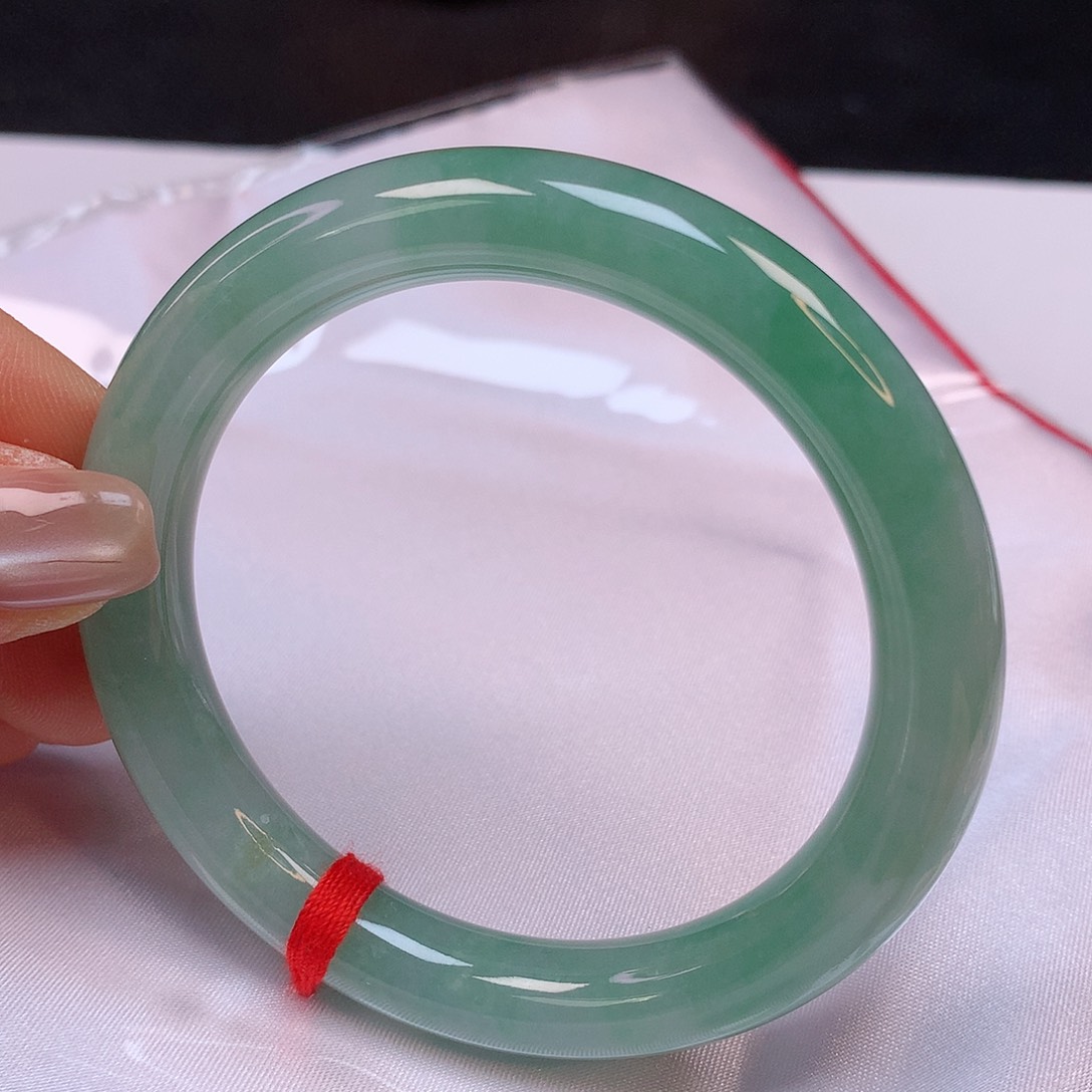 【闪购商品】翡翠手镯未镶嵌55+圆条手镯