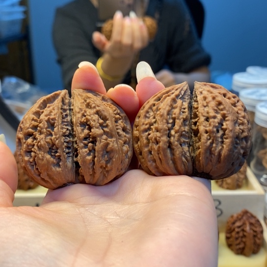 桃核把件蚂蚁纹双棒