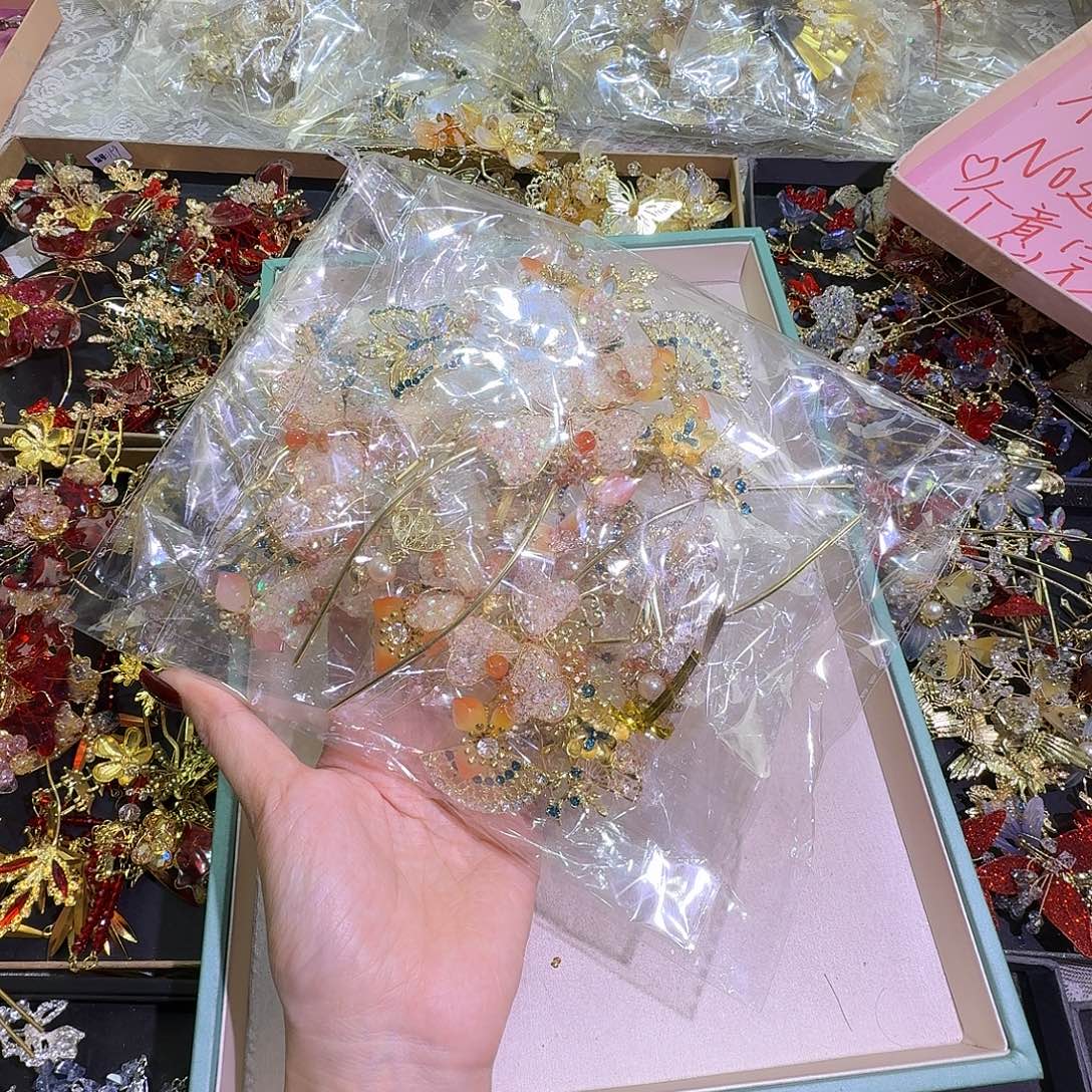 混合材质新娘头饰不退不换不售后无礼盒