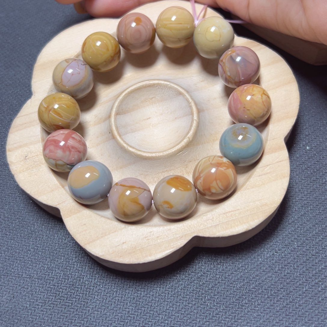 阿***荣未镶嵌手链石英质玉152