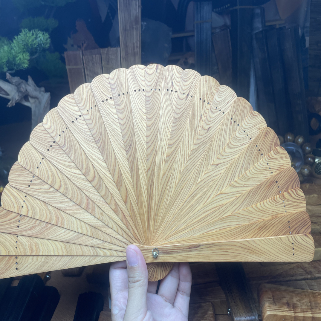 18尺寸崖柏扇子，
