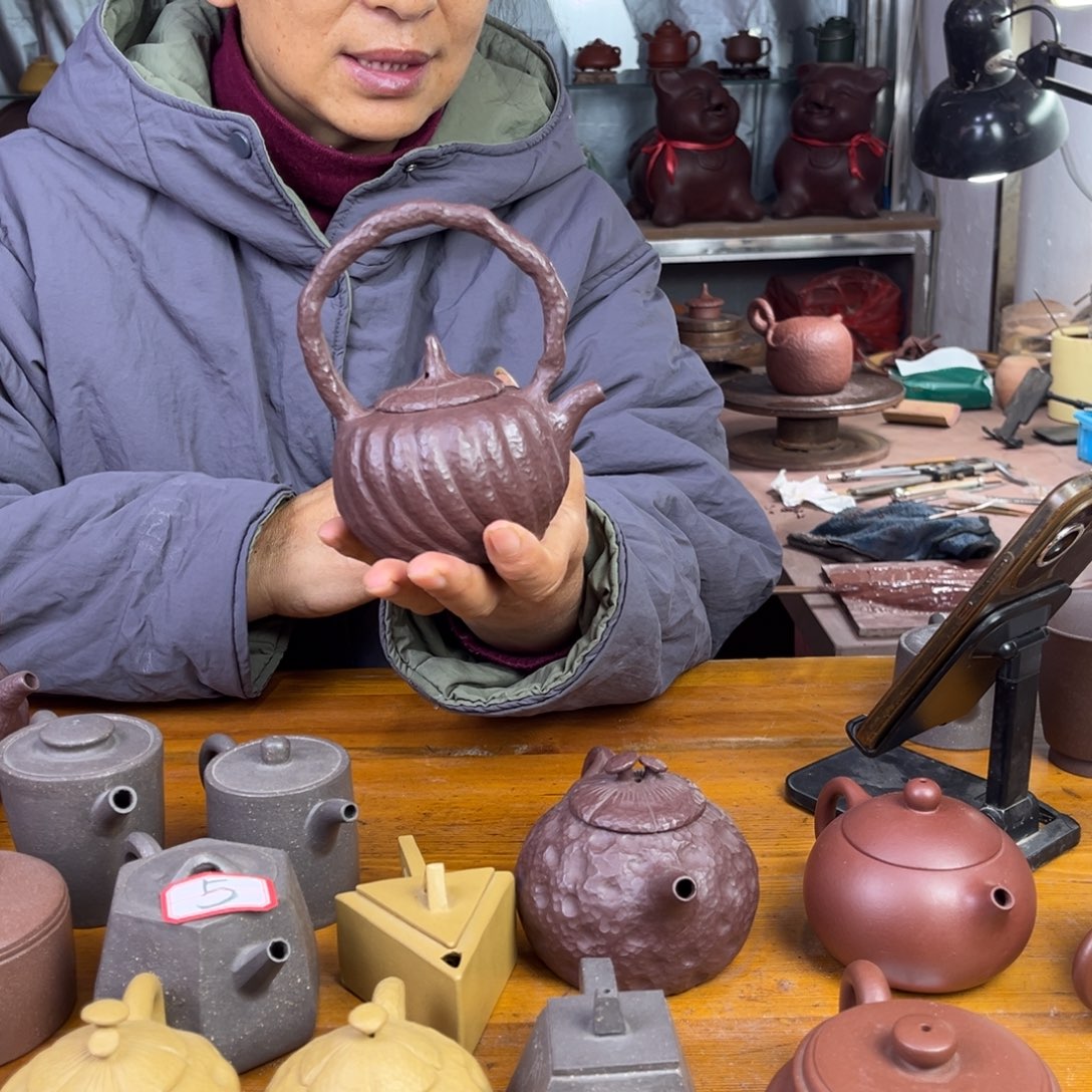 茶壶紫砂宜兴紫砂精工制作