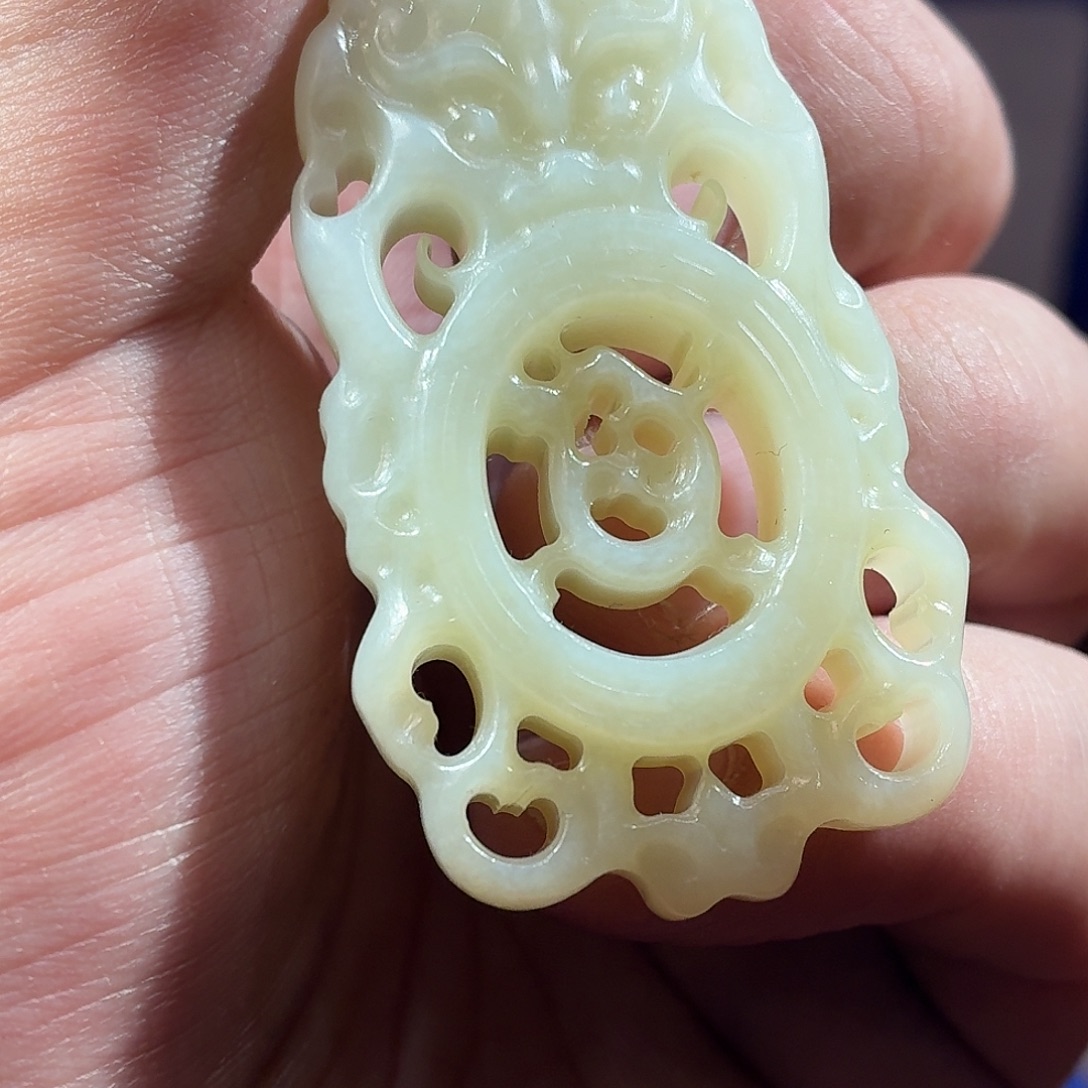 和田玉（糖玉）未镶嵌颈饰