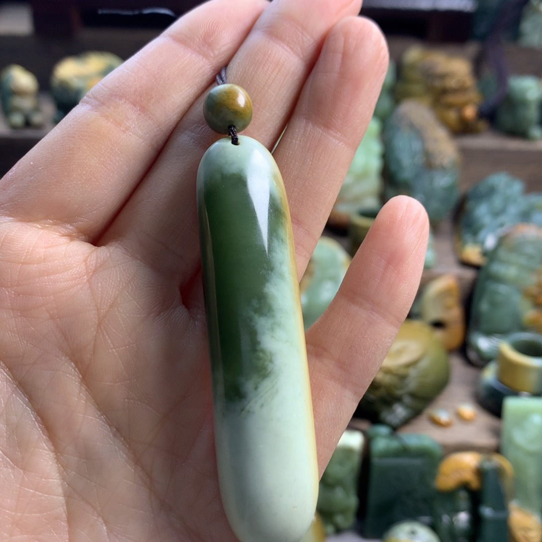 岫岩河磨玉（透闪石质玉）挂件未镶嵌扬**喜