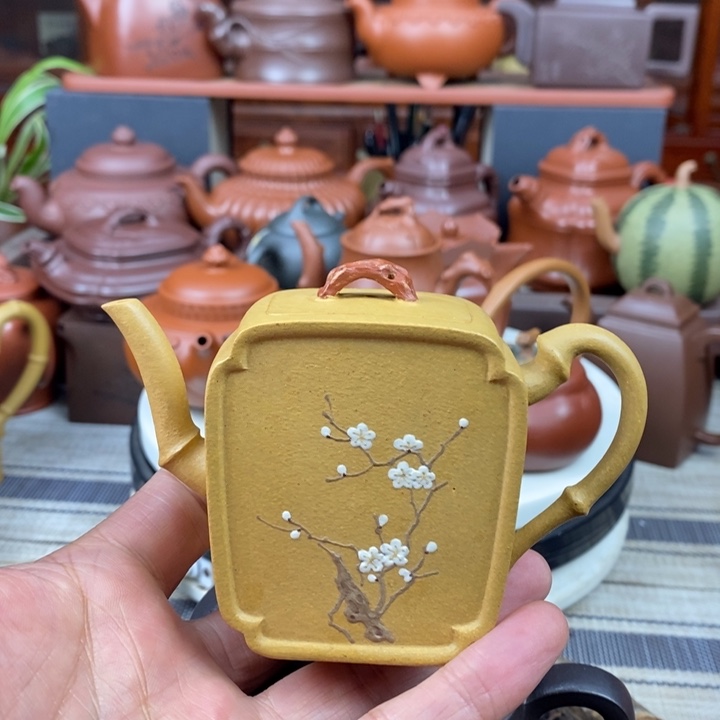 紫砂茶壶唯**方竹梅100Cc原矿黄金段特价