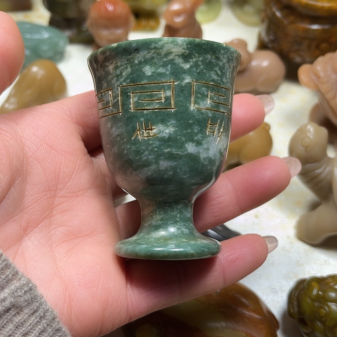 白玉菩提吊坠白玉菩提吊坠