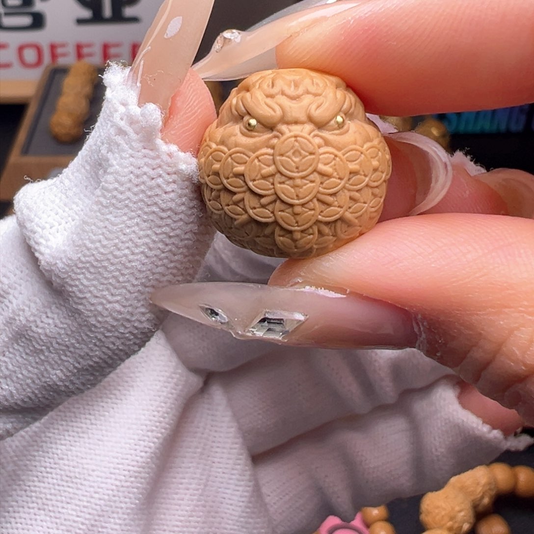 文玩核桃把件镶嵌款贪恶恶僧18左右尺寸全品有正常封口线