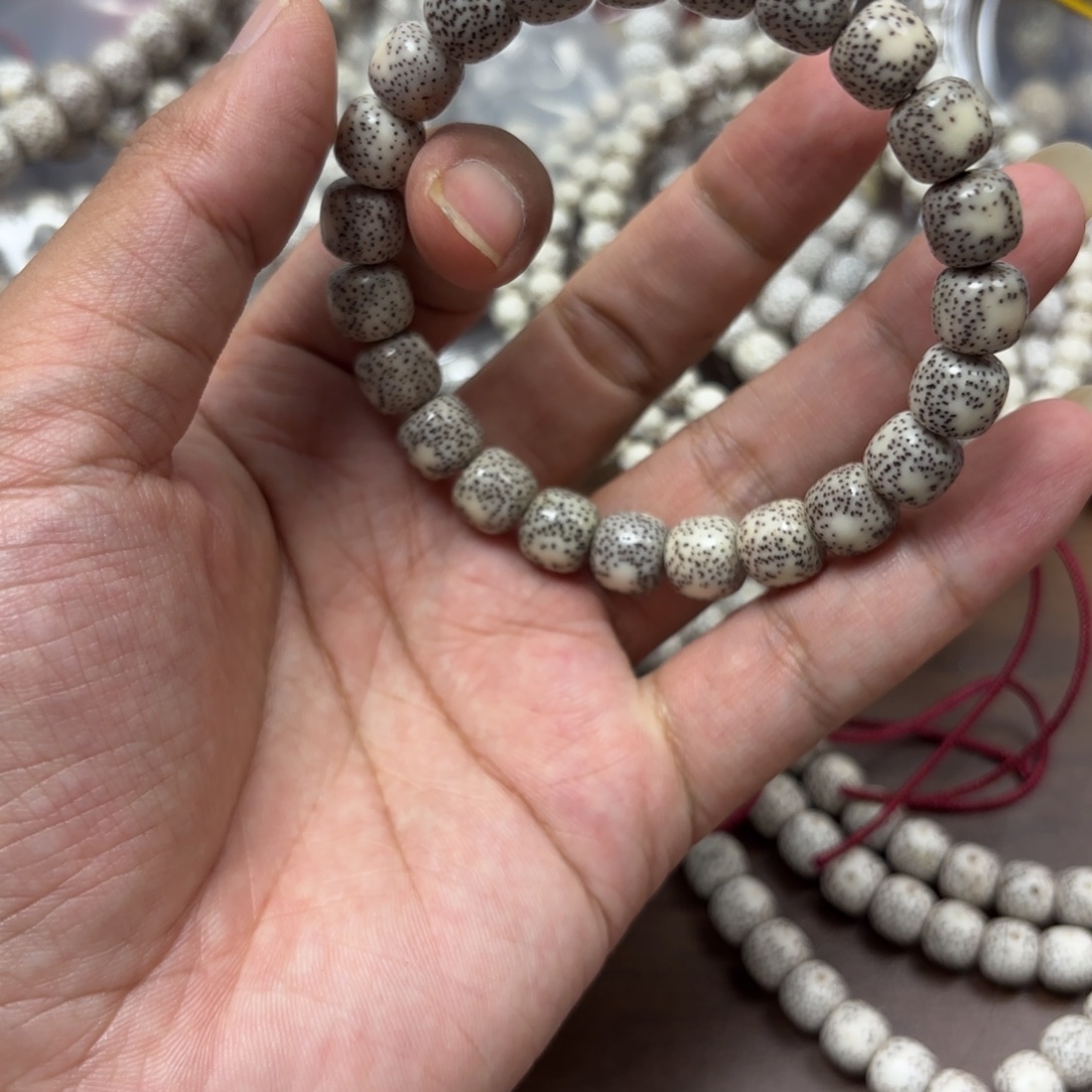 星月菩提手串星月石玉料10*9双留白