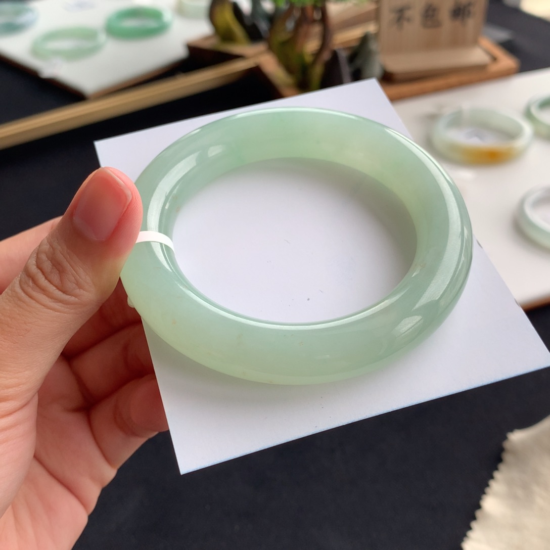 翡翠手镯未镶嵌双十二大胖圆