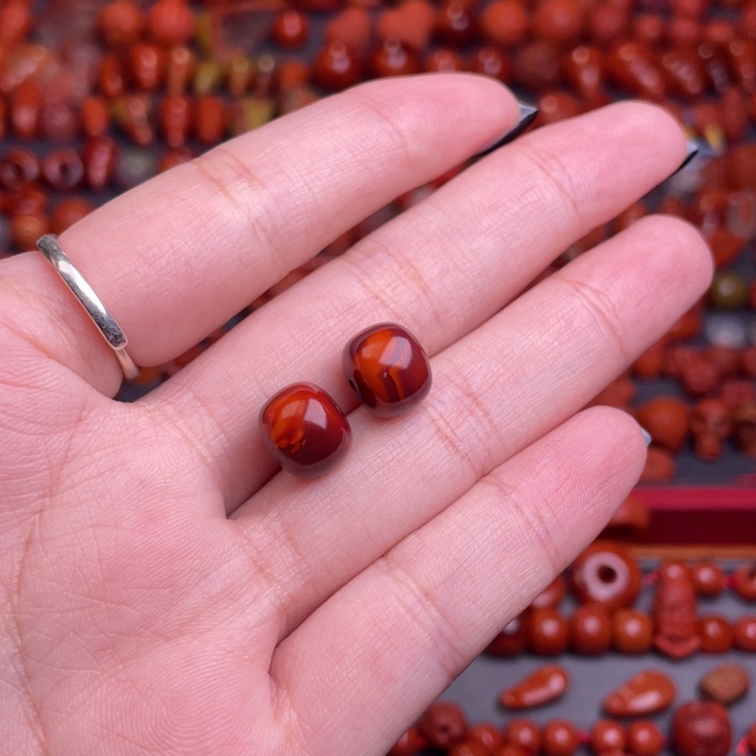 南红玛瑙配饰10未镶嵌游****鱼