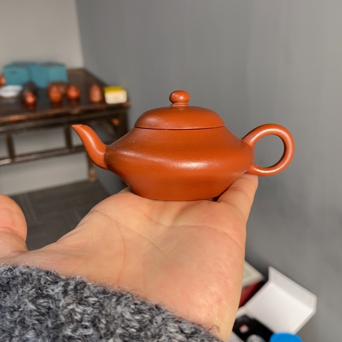 紫砂茶壶手工扁灯75毫升朱泥