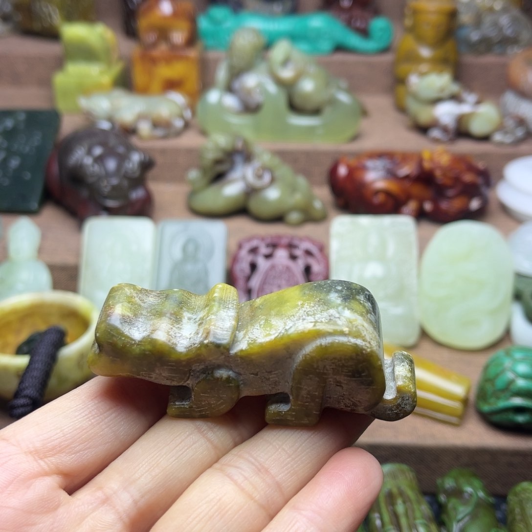 白玉菩提吊坠90。。