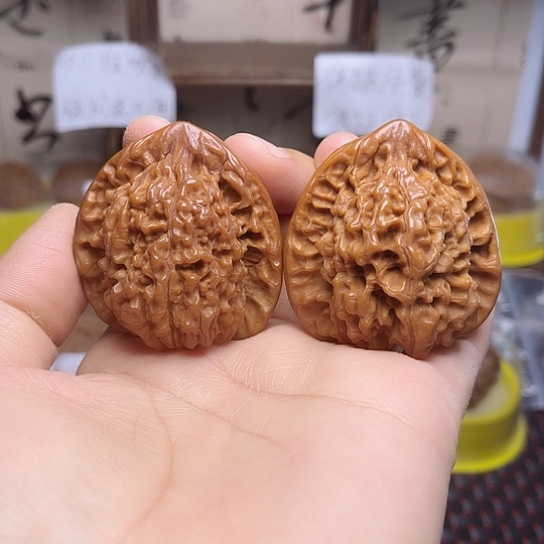 文玩核桃吊坠官帽