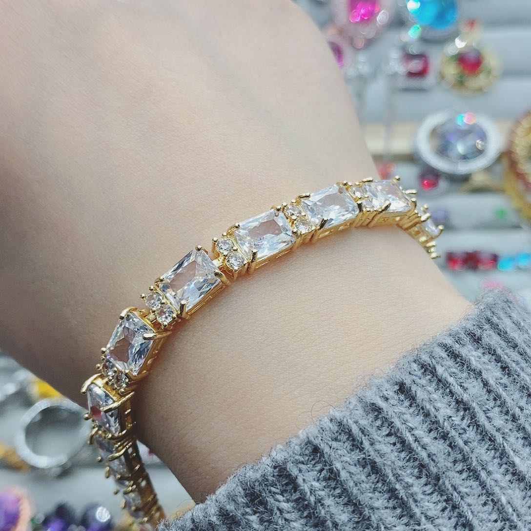 【闪购商品】托帕石耳饰银S925镶嵌