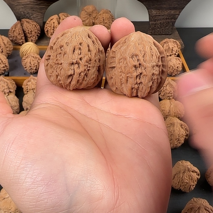 文玩核桃吊坠全品高桩铁锤118