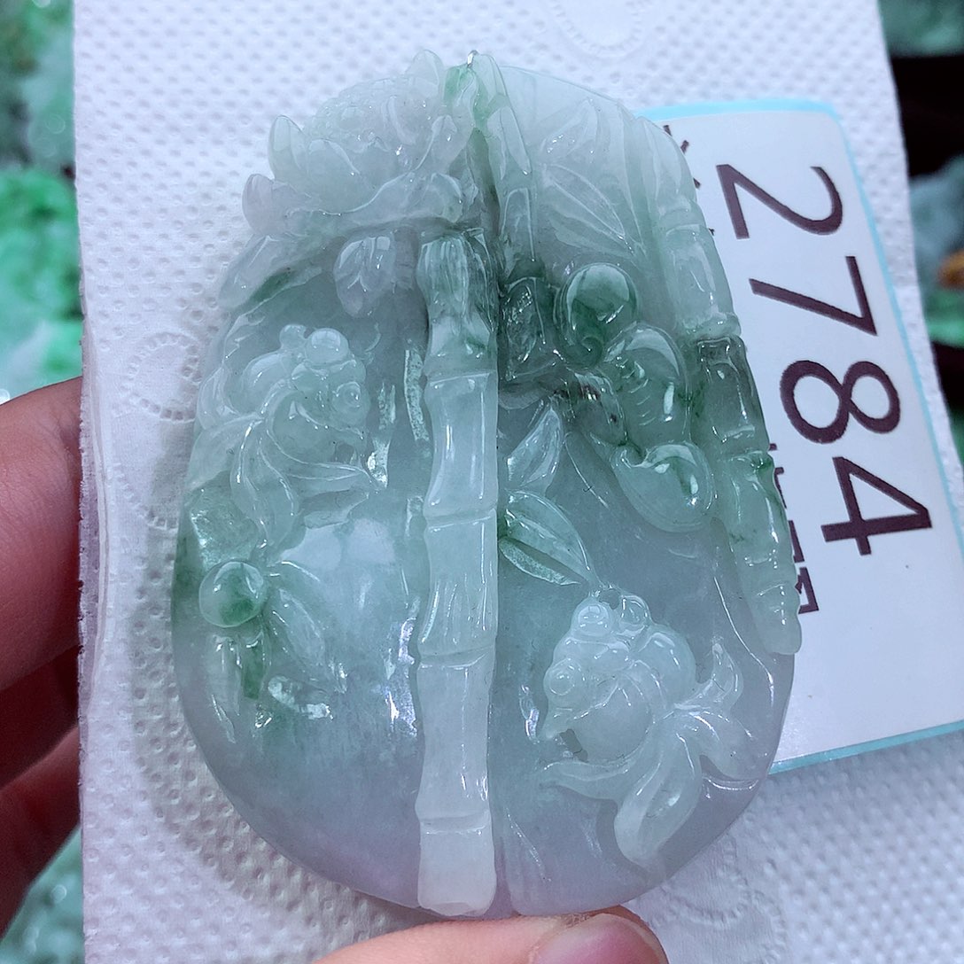 吊坠(不含链)未镶嵌翡翠