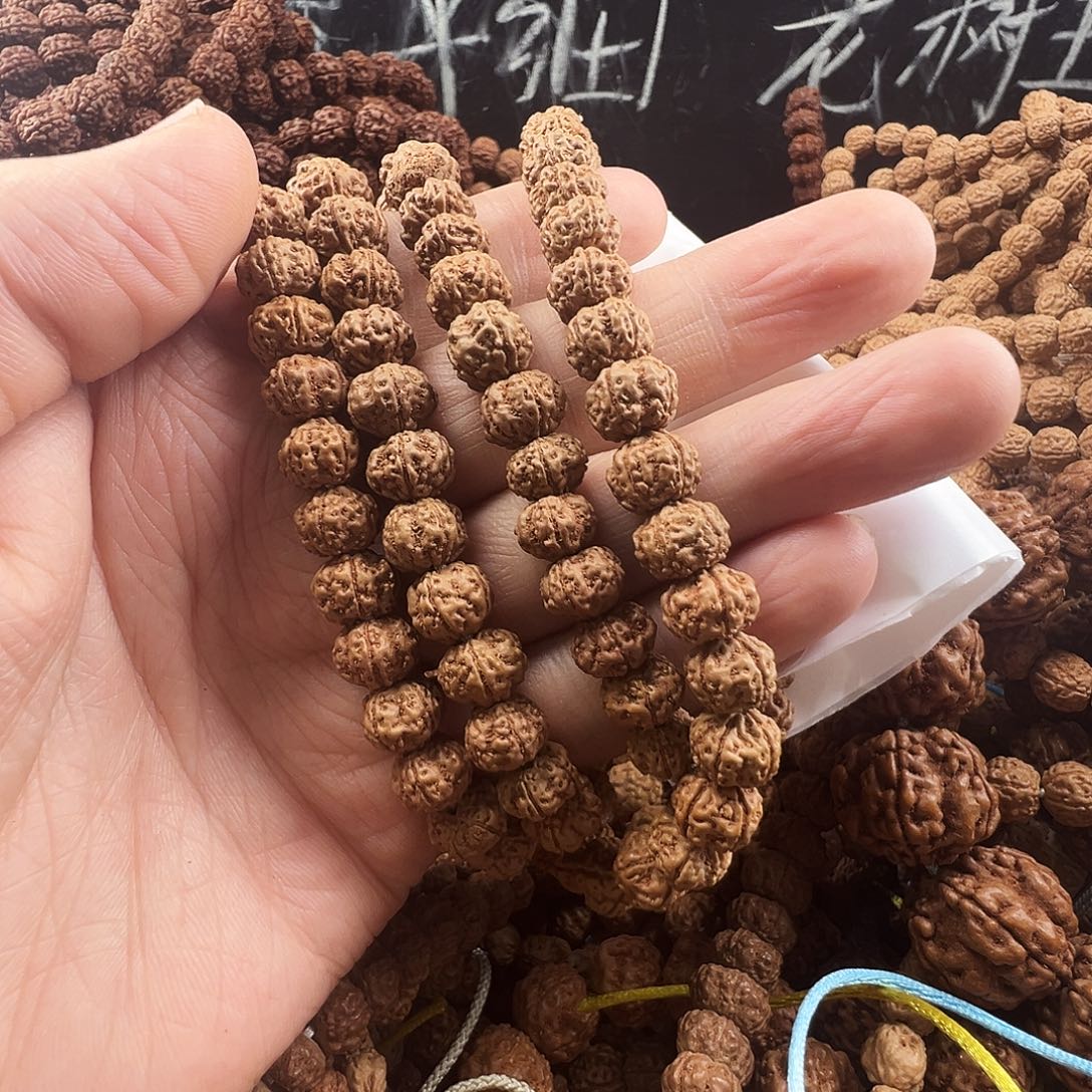吊坠金刚菩提凹底梅花9