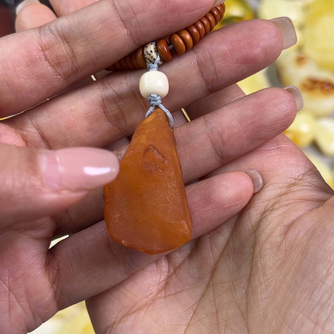 蜜蜡颈饰未镶嵌蜜蜡