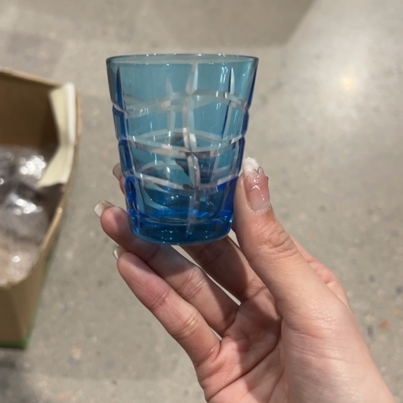 【闪购商品】如图微瑕一个，如图微瑕一个，