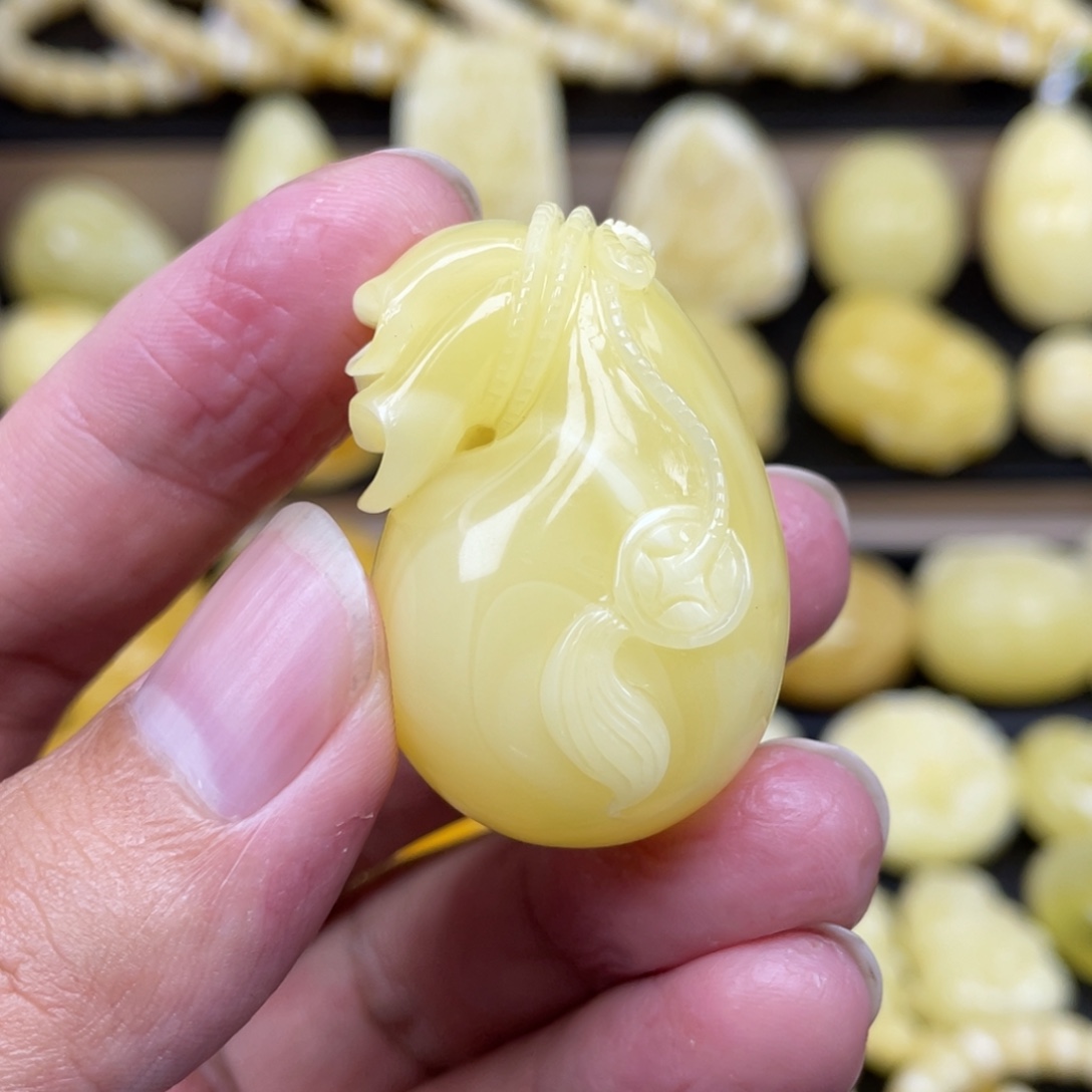 琥珀未镶嵌裸石琥珀蜜蜡