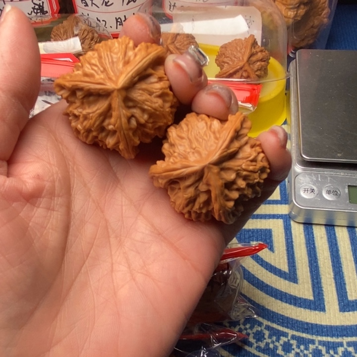 桃核吊坠三棱39核桃