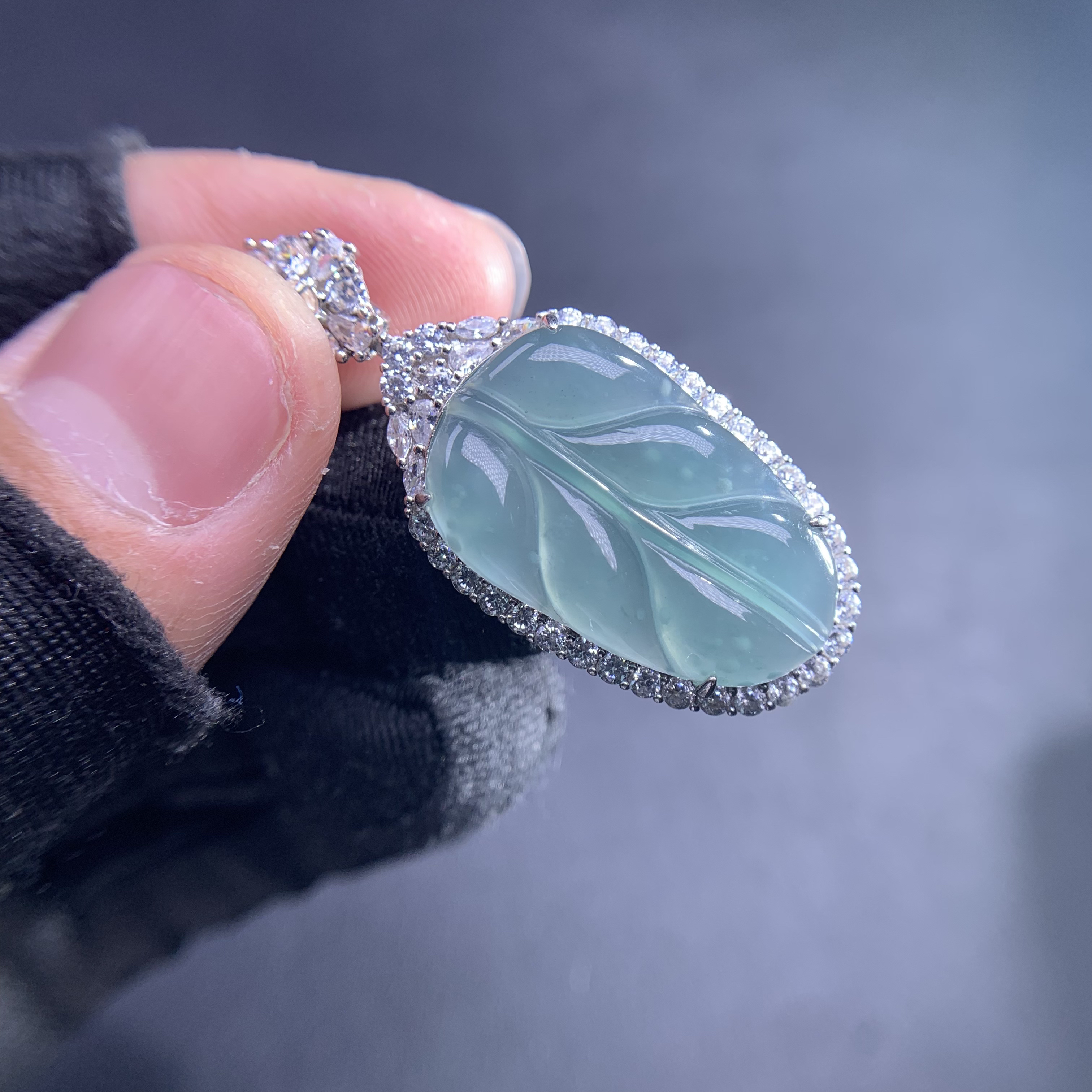 天然A货翡翠S925银镶福叶20702气质吊坠挂坠多样性发货只发一个