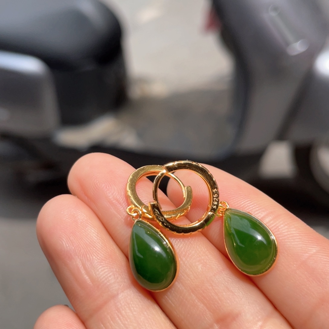 和田玉银S925镶嵌耳饰