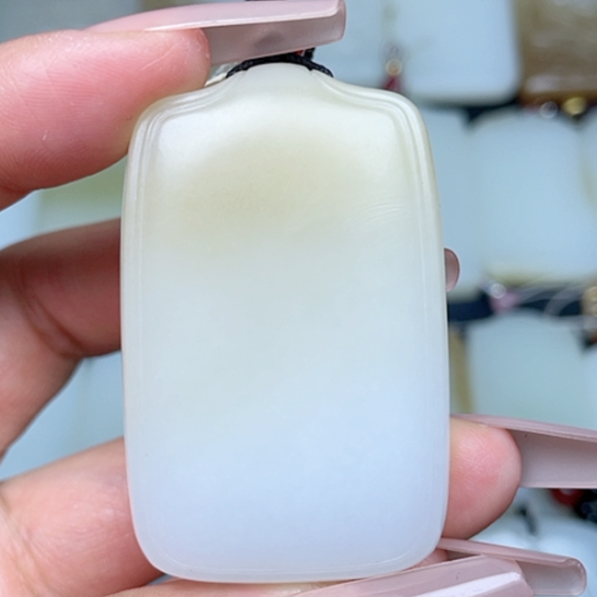 【闪购商品】颈饰未镶嵌和田玉