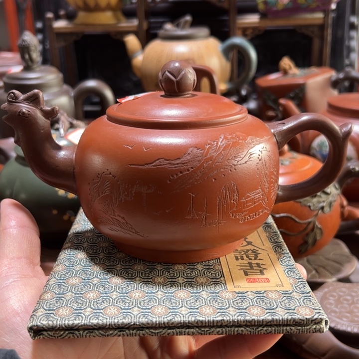 紫砂茶壶紫砂壶收藏起来吧