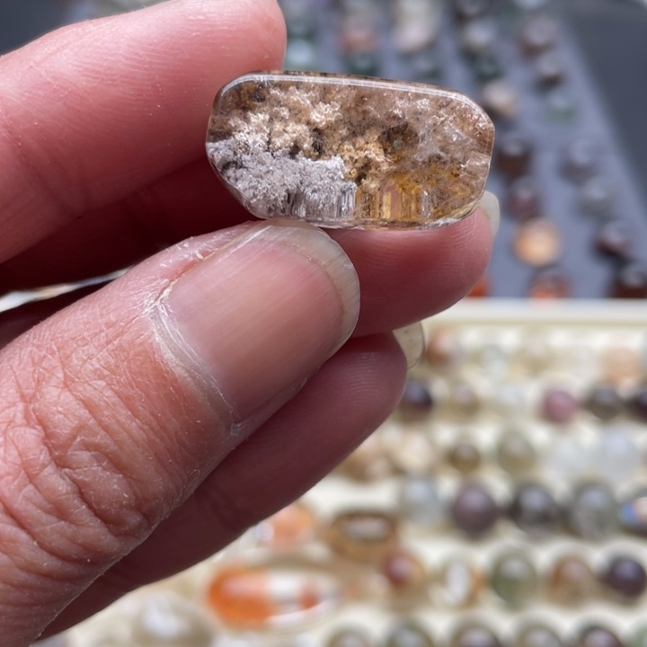 纯天然幽灵碧玺（处理）