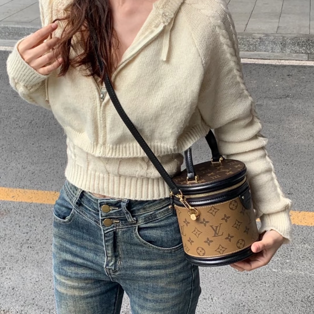 95新 LouisVuitton/路易威登 萱萱福利品LV 发财桶19年10312