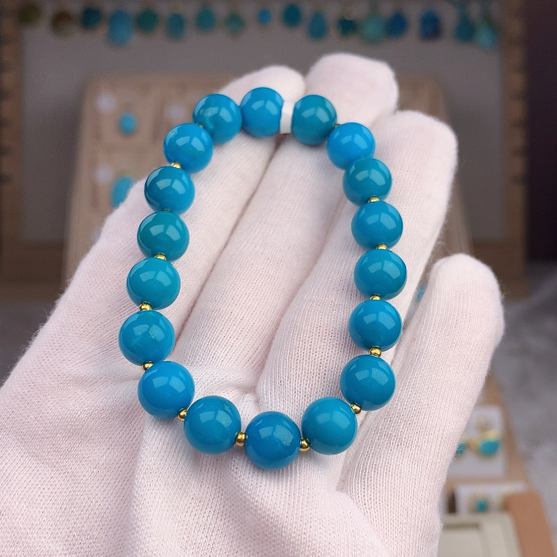 绿松石戒指18K金镶嵌