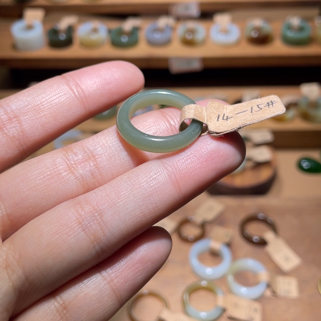 和田玉戒指未镶嵌17