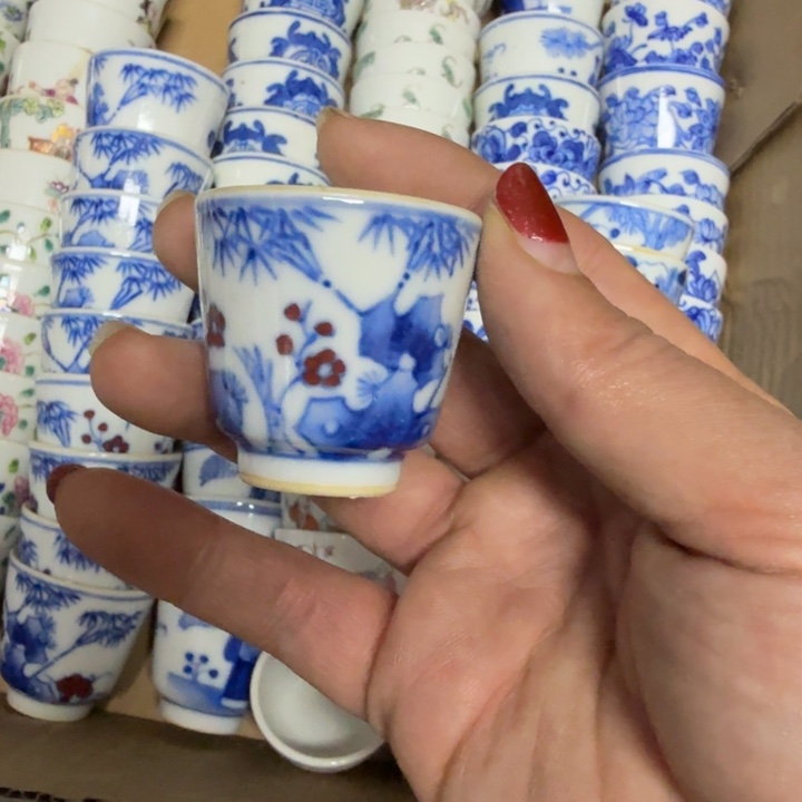 都***牛景德镇陶瓷杯子盖碗