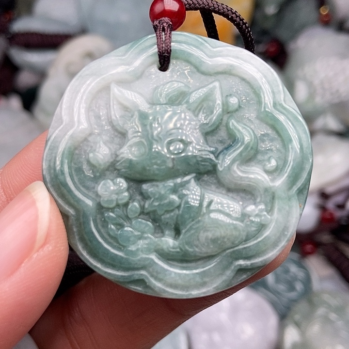 颈饰未镶嵌翡翠翡翠