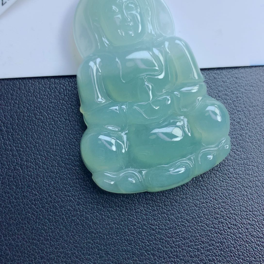 翡翠颈饰未镶嵌观音