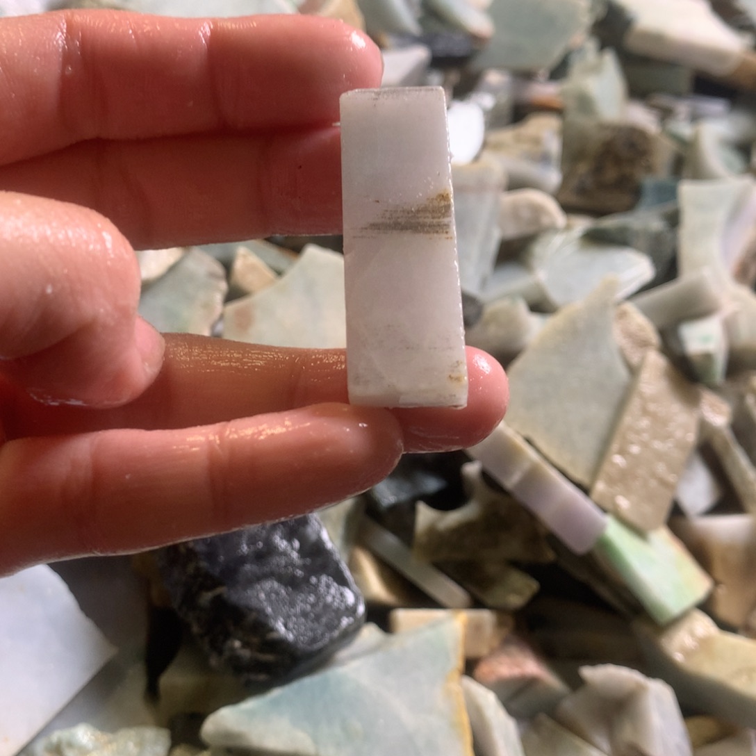 翡翠颈饰未镶嵌缅甸翡翠