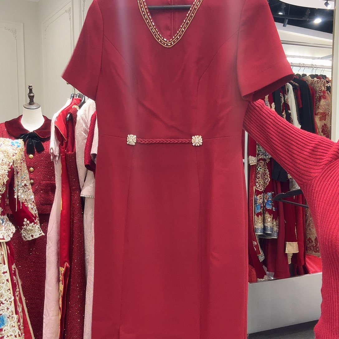 M特价特价特价不退不换妈妈装