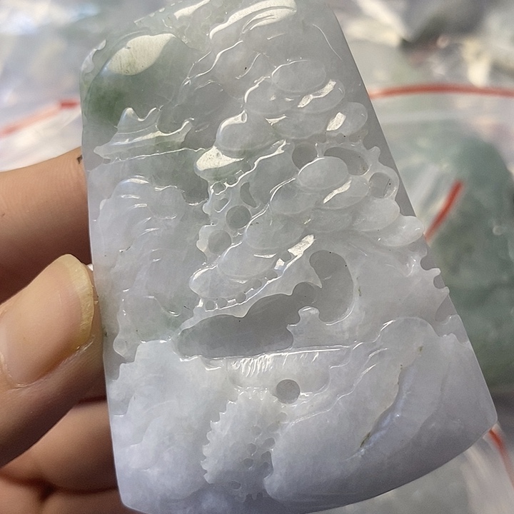 翡翠未镶嵌颈饰天然翡翠A货
