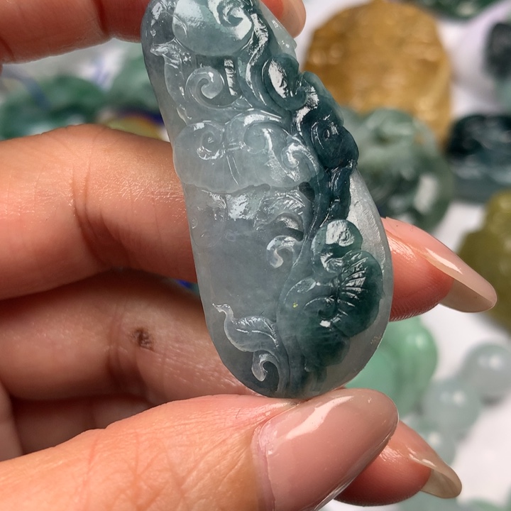定制翡翠未镶嵌翡翠