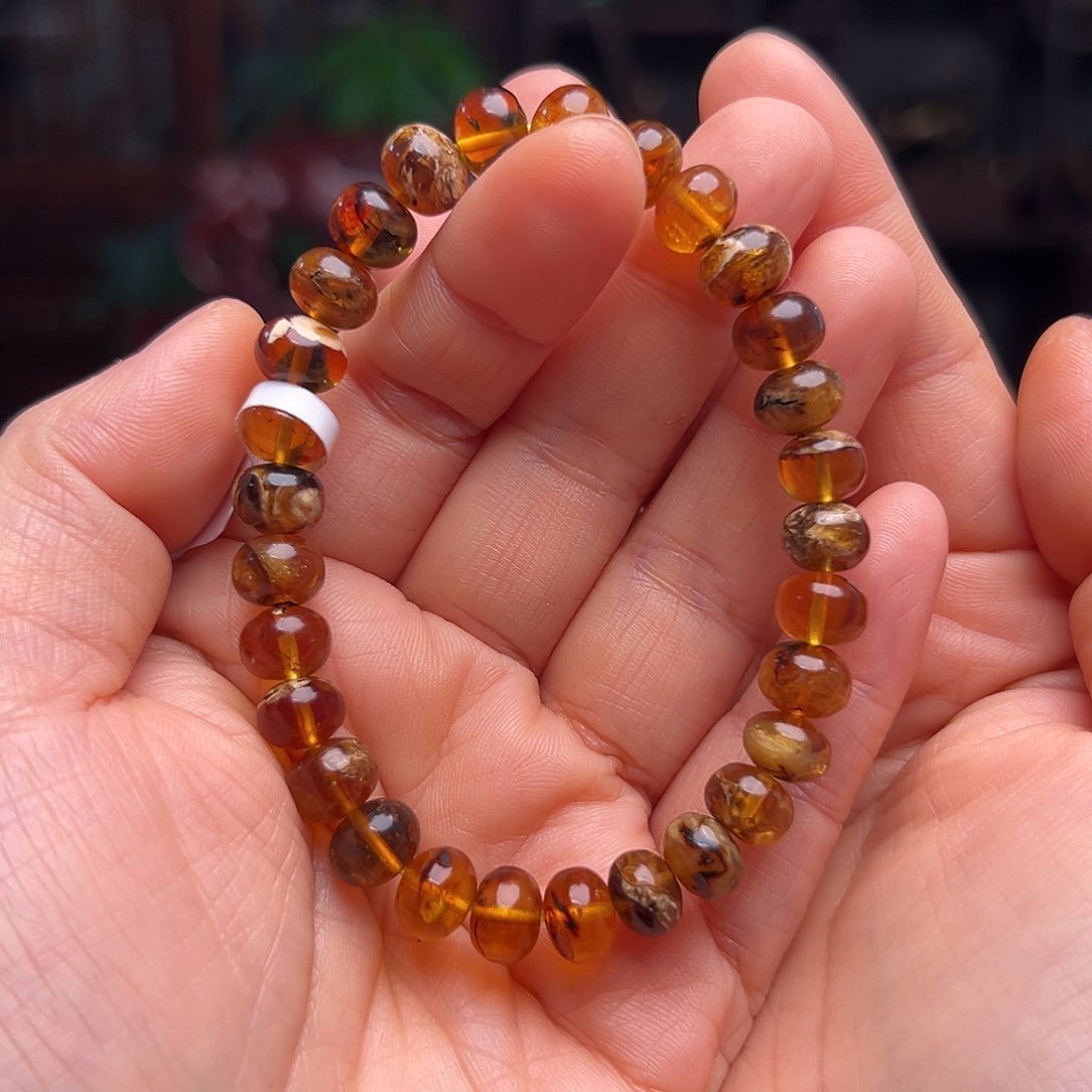 琥珀裸石未镶嵌抚顺琥珀20071-1。8m m