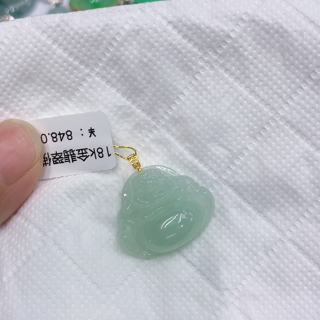 翡翠18K金镶嵌颈饰佛公