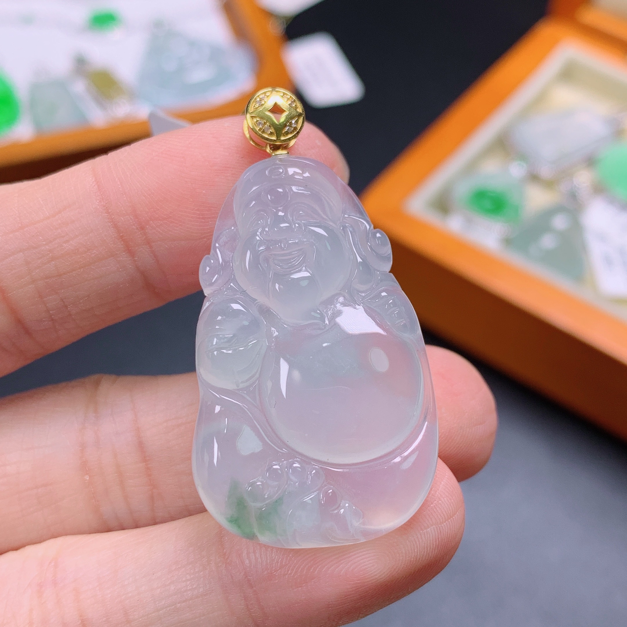 天然缅甸a货翡翠冰种飘花财神揭阳精品翡翠吊坠