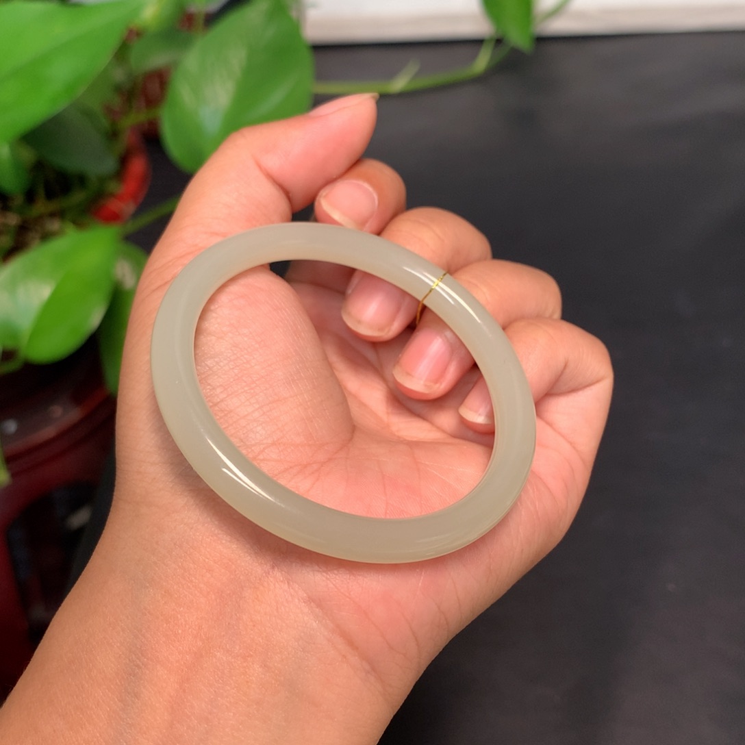 和田玉手镯未镶嵌53