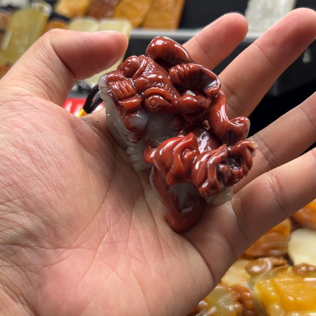 石英质玉（黄龙玉）未镶嵌多样性发货，发其一
