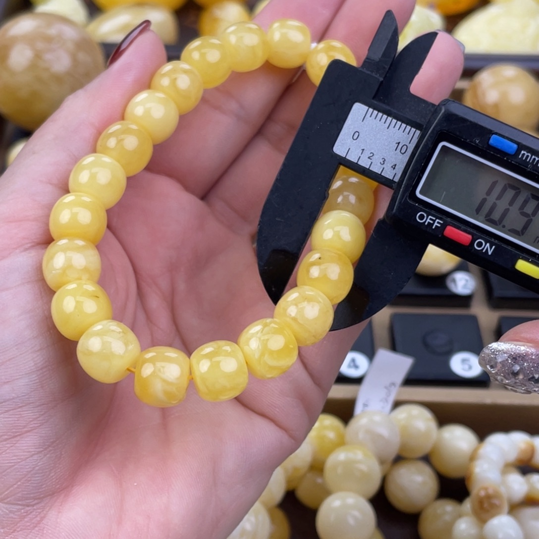 裸石琥珀未镶嵌微瑕418