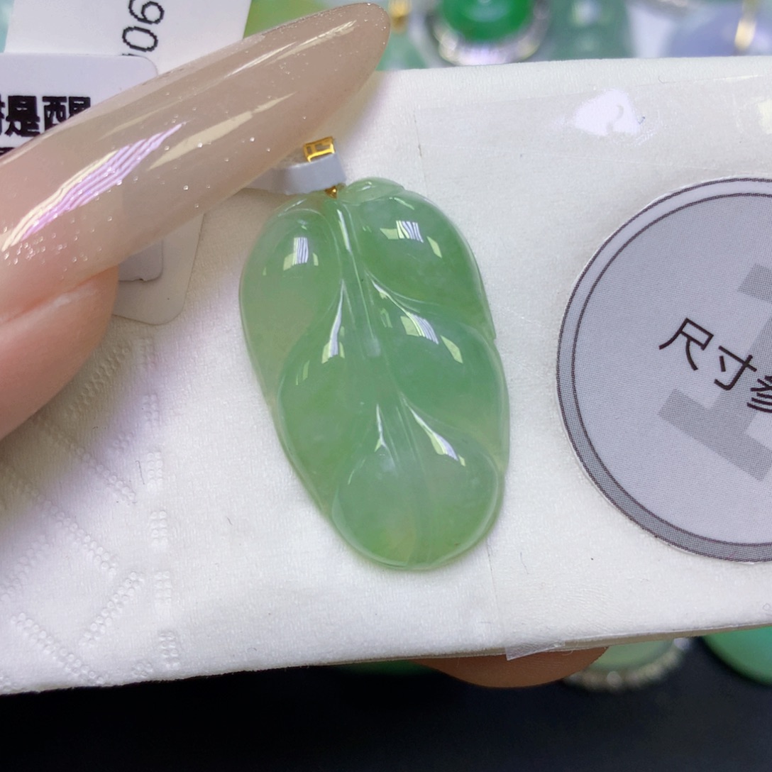 翡翠18K金镶嵌颈饰天然缅甸翡翠a货百元以上9元证书费自理