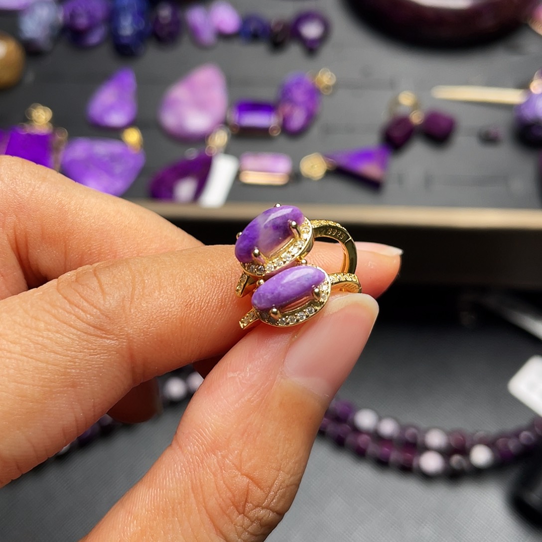 苏纪石（舒俱来）耳扣银S925镶嵌